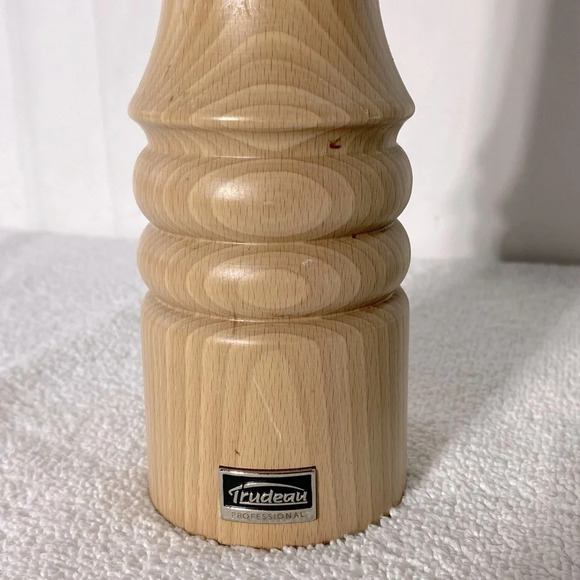 Vintage Trudeau 16” Blonde Wood Pepper Grinder Pepper Mill - Picture 2 of 14